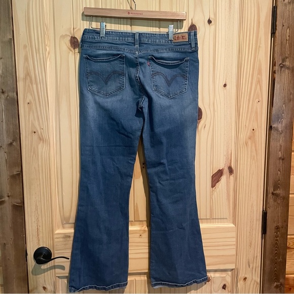 Levi's 518 Women's Boot Cut Jeans Size 11 - Picture 2 of 7